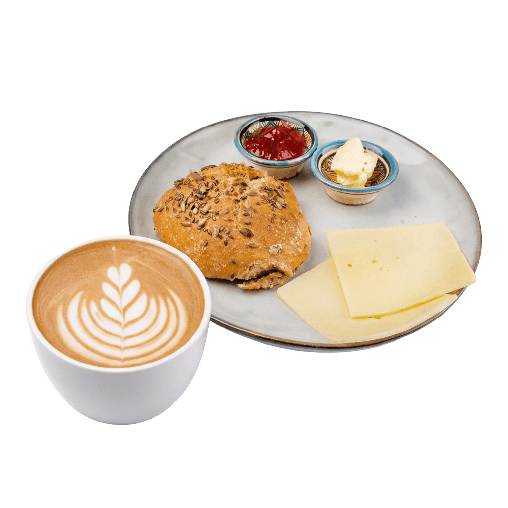 Hjemmelavet bolle med en kaffe