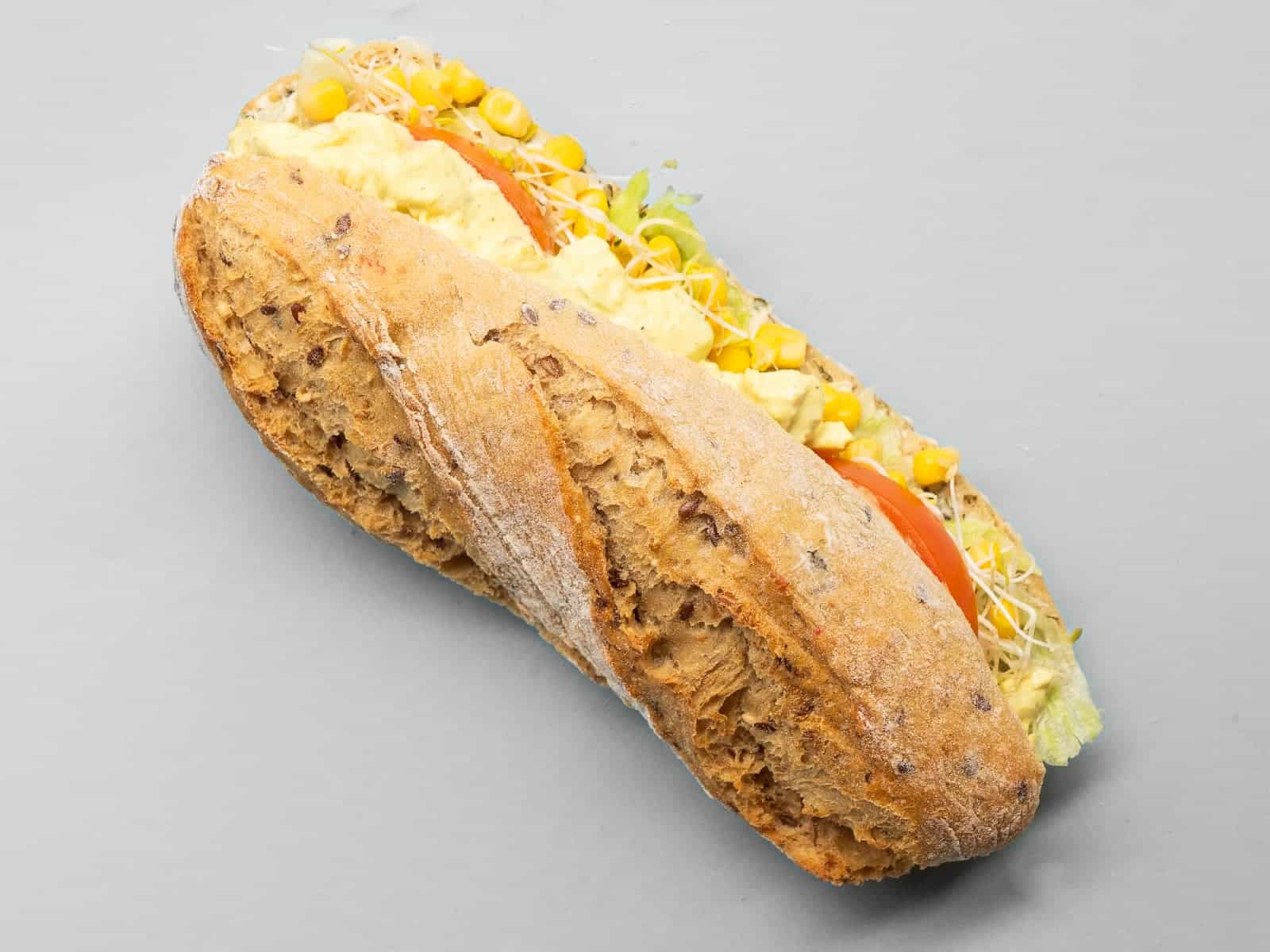 Kyllingekarry sandwich m/majs