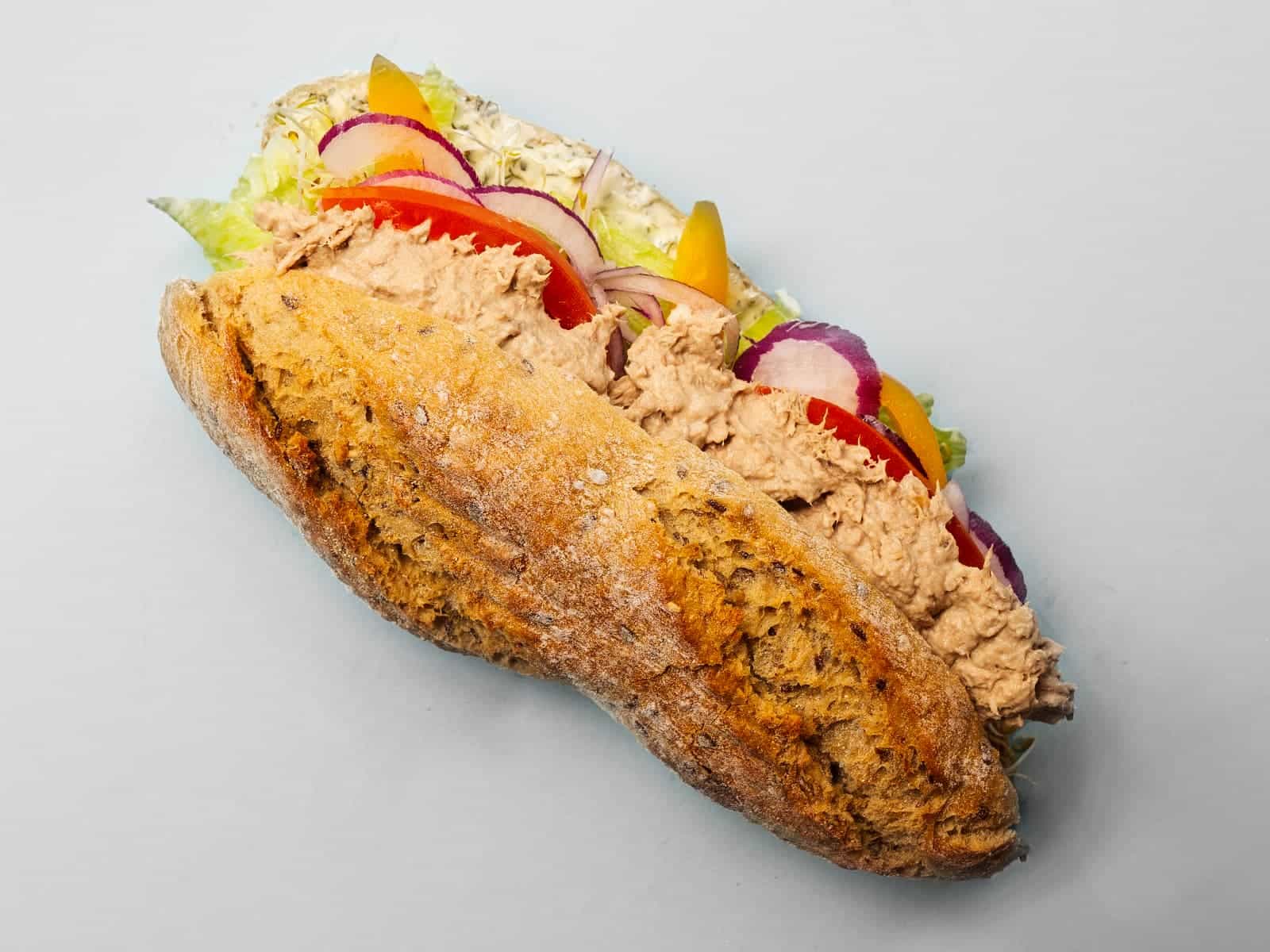 Tunsandwich m/peberfrugt og rødløg